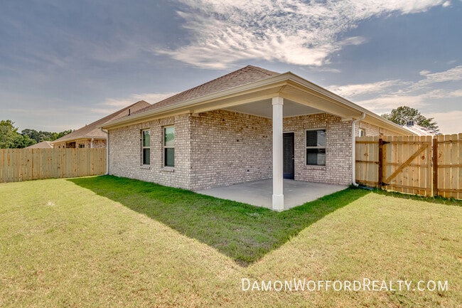 Building Photo - 533 Vista Pointe Dr