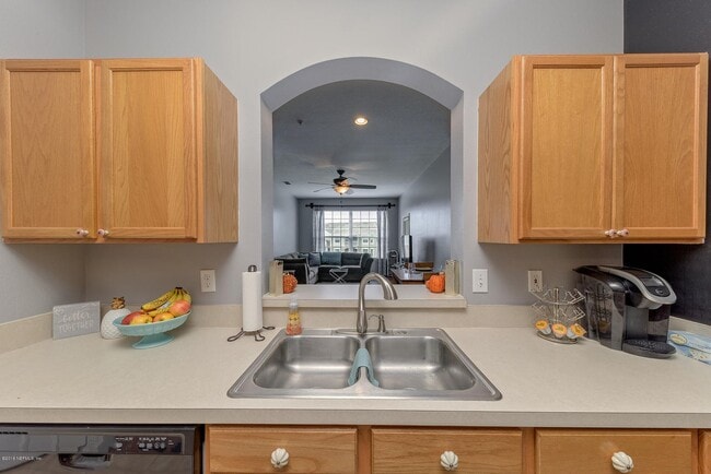 Building Photo - Stonebridge #329