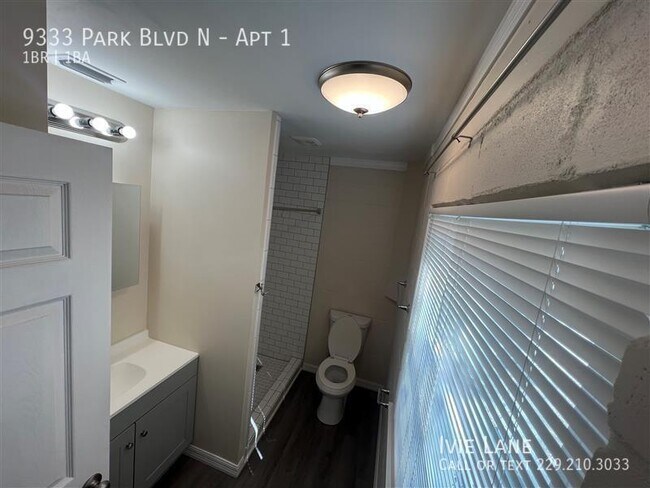 Building Photo - 9333 Park Blvd