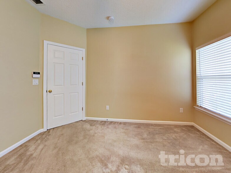 Building Photo - 1104 Cherry Point Way