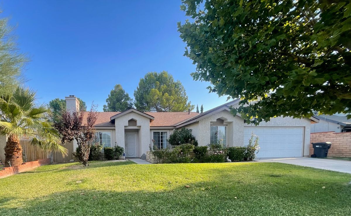 Building Photo - 3736 Eclipse Dr