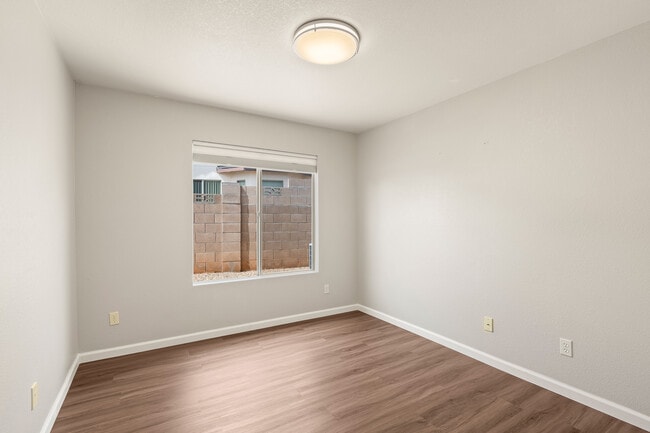 Building Photo - 2729 Cartegena Dr