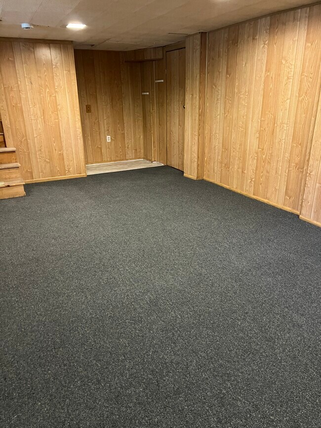 Bonus room in basement - 60 Ocean Ave