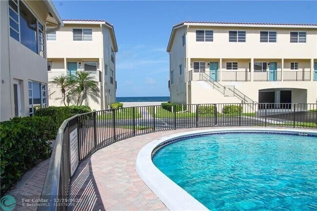 Building Photo - 5450 N Ocean Blvd