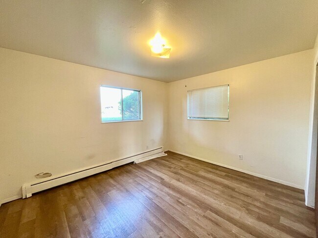 Building Photo - 2901 Sumac St