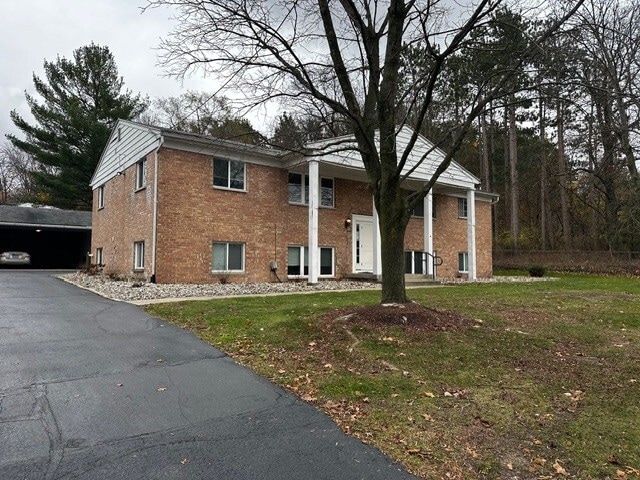 Building Photo - 174 S Fremont St NE