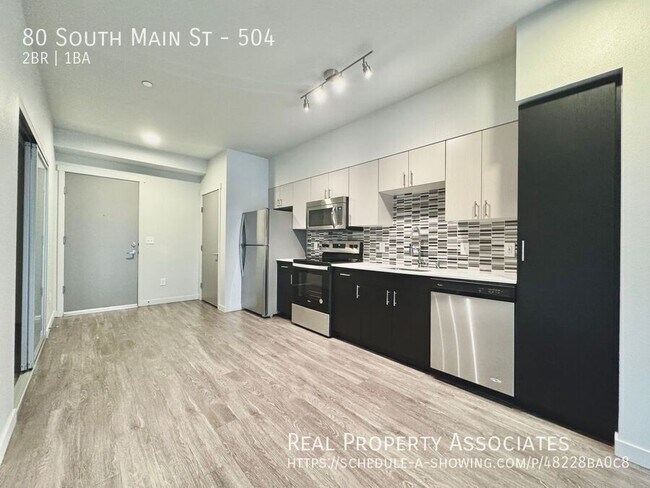 Building Photo - 80 South Main St