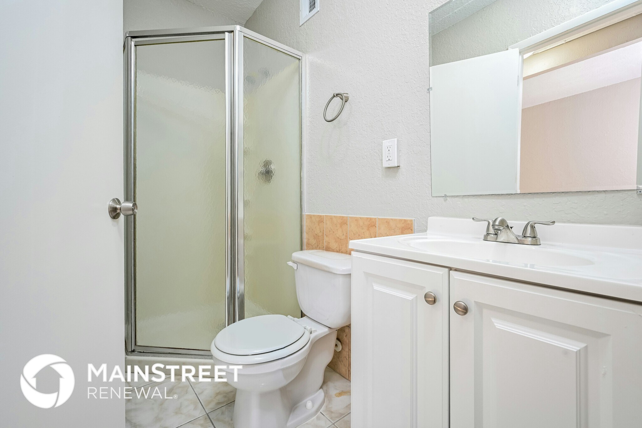 Building Photo - 671 Caliente Way