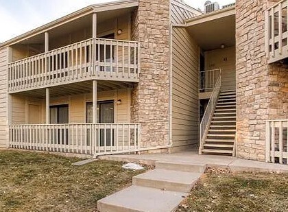 Building Photo - 8225 Fairmount Dr