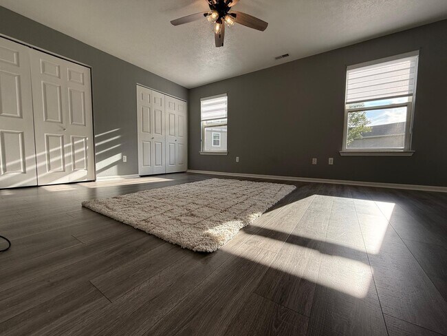 Building Photo - 1401 Millbrook Trail