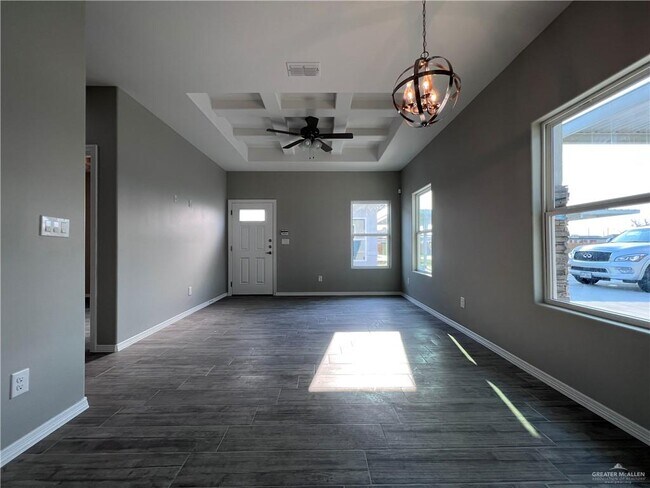 Building Photo - 23 Red Bud Dr