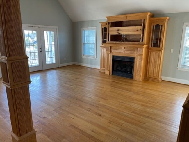 Building Photo - 165 Alligator Bay