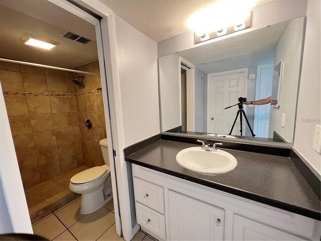 Building Photo - 2535 N Alafaya Trail