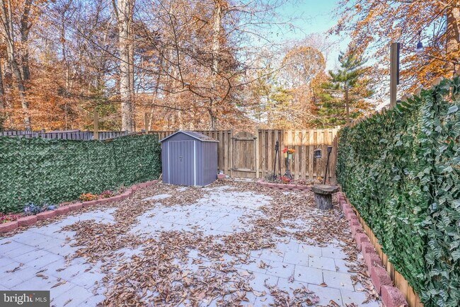 Building Photo - 6446 Shannon Station Ct