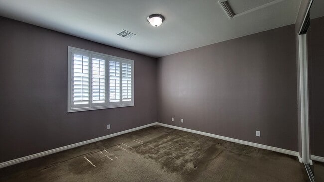 Building Photo - 5 bedroom, 4 bathroom home with a Casita