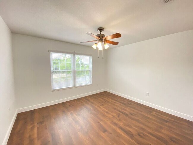 Building Photo - 13110 Moss Park Ridge Dr