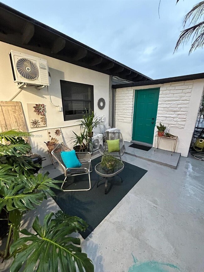 Building Photo - 270 NW 109th St