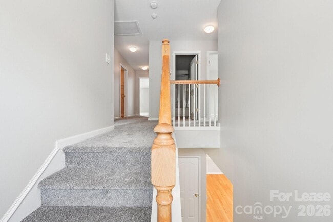 Building Photo - 14417 Laurel Tree Ln