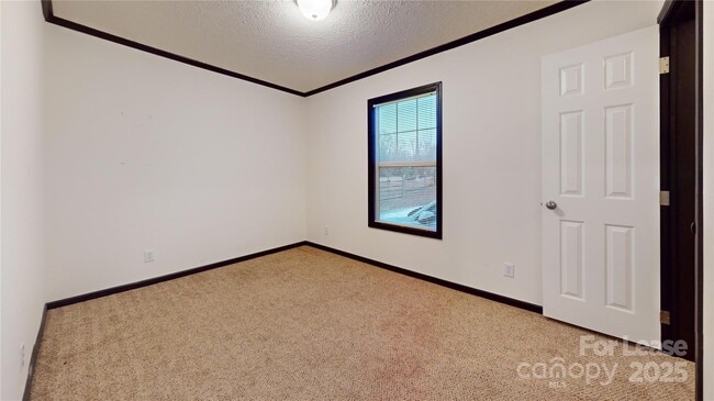 Building Photo - 7708 Waxhaw Hwy