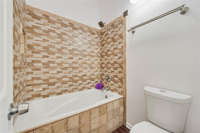 Building Photo - 519 Ranch Trail