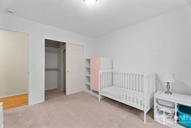 Building Photo - 9415 NW 28th Ct