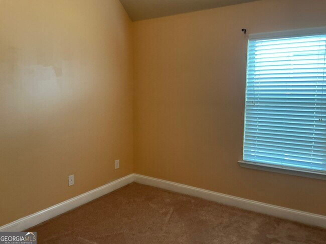 Building Photo - 1205 Pebble Rock Rd