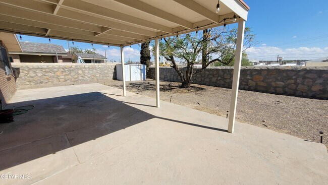 Building Photo - 1536 Dick Mayers Dr
