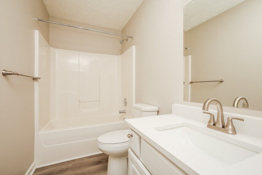 Building Photo - 352 Stewart Springs Dr