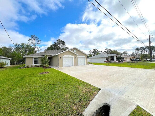 Building Photo - 111 Rolling Sands Dr