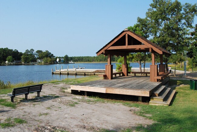 Building Photo - Community Pool-tennis courts-playground