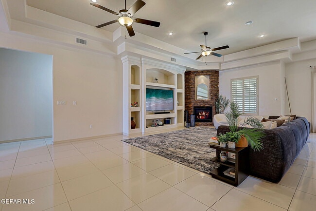 Building Photo - 13452 Emerald Falls Dr