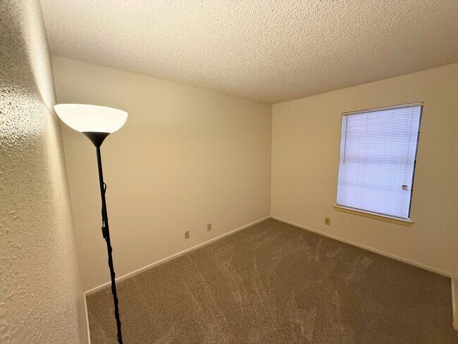 Building Photo - Move-In Special.  ½ off the first full month's rent with a 12 month lease