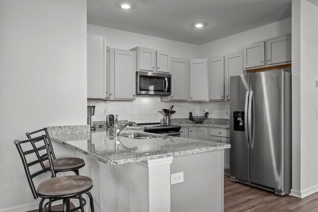 Building Photo - Home in Surf City