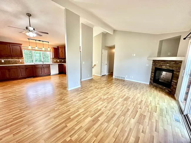 Building Photo - 17029 Sprague St