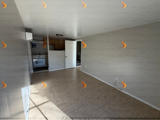 Building Photo - 3001 Curtis Dr