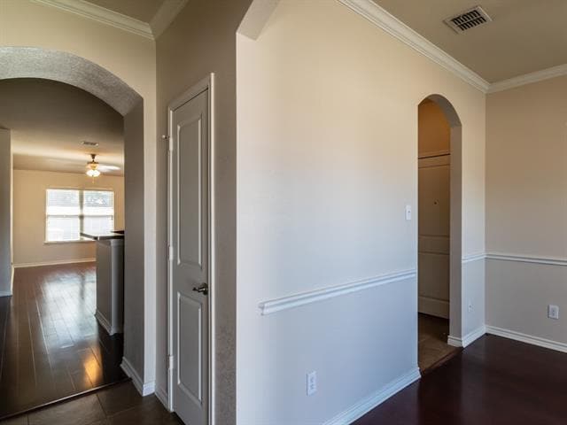 Building Photo - 472 Northbrook Ave