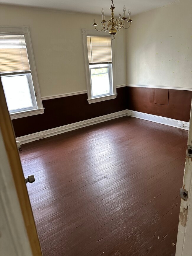 2nd bedroom - 4103 Liberty Heights Ave