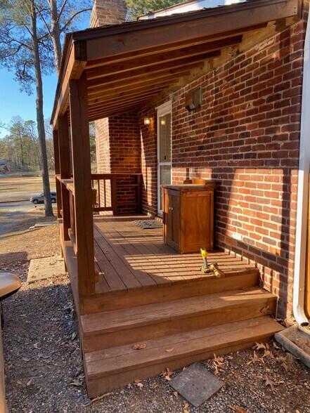 Building Photo - 7516 Prairie Rd