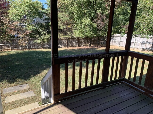 Building Photo - 11720 Eisenhower Ln