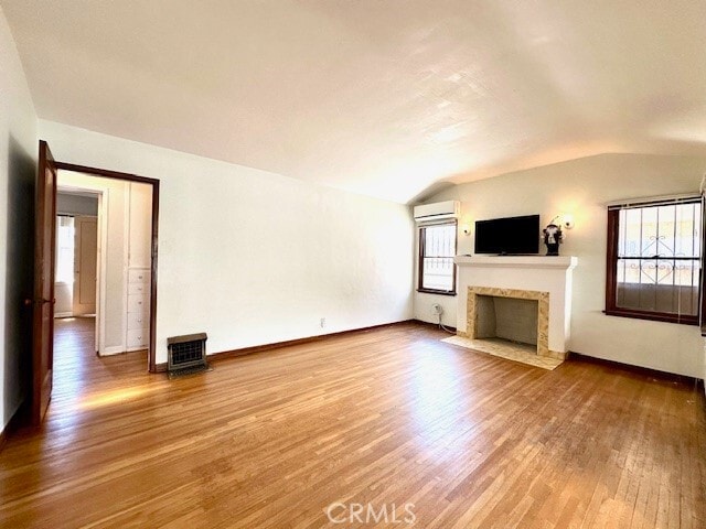 Building Photo - 230 E Ave 42