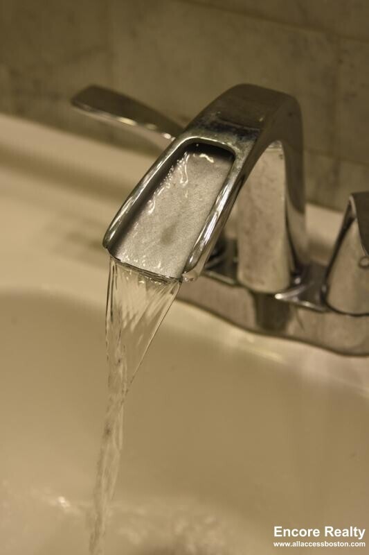 Building Photo - 1 Parker Hill Terrace