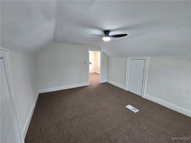 Building Photo - 33 Trowbridge St