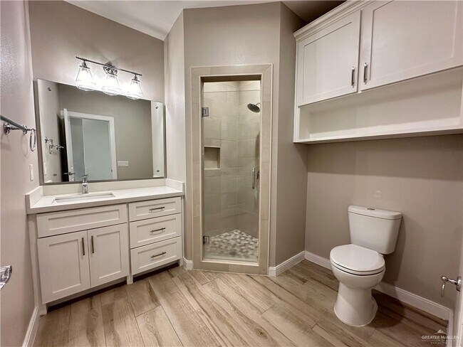 Building Photo - 16 Kilgore Ave