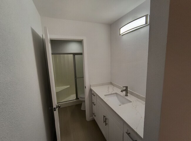 Building Photo - Remodeled Townhouse in La Mesa - 3 Bedrooms