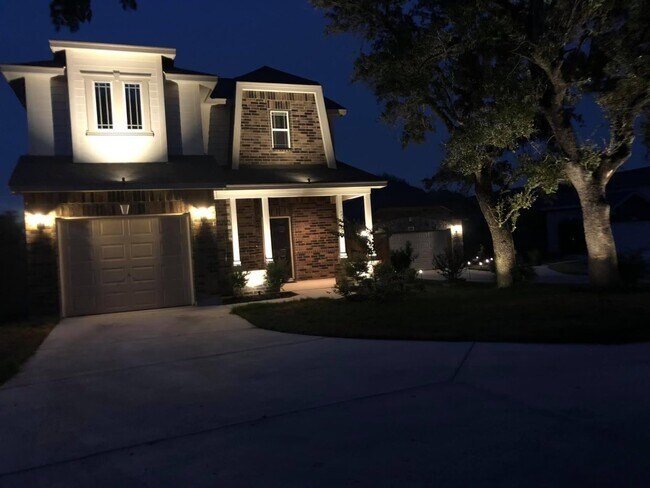 Building Photo - 1307 Oriole Ct