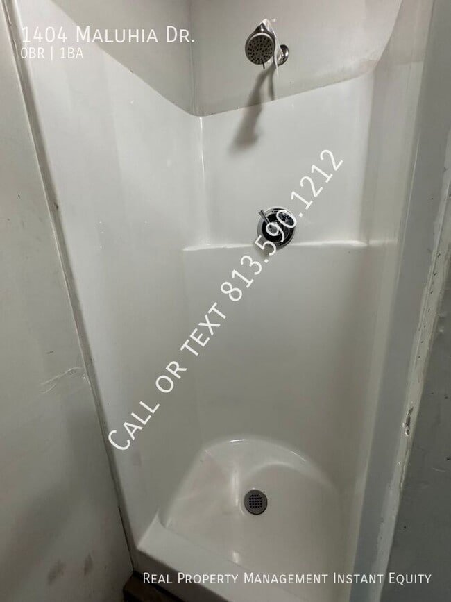 Building Photo - 1404 Maluhia Dr