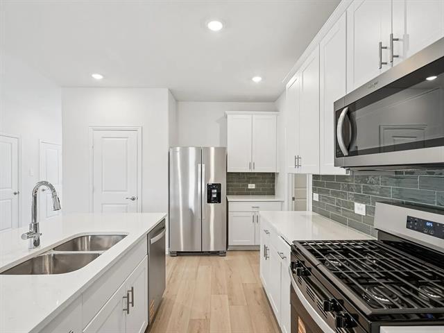 Building Photo - 522 Blanton St