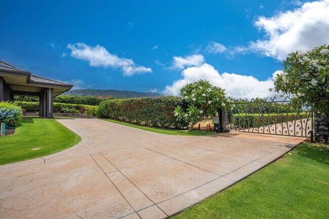 Building Photo - Stunning Single-Lever 2 Bed/ 2 Bath Home in Kaanapali Coffee Farms