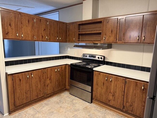 Building Photo - 1460 Patterson Dr