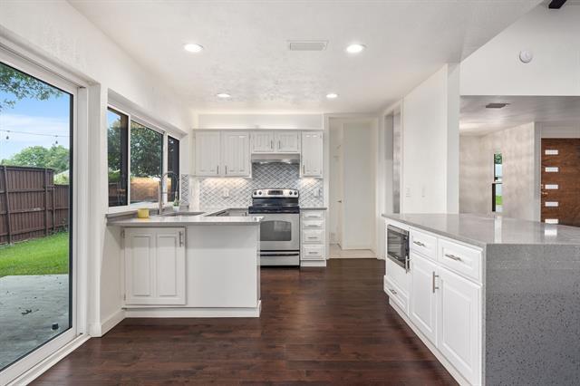 Building Photo - 15751 Mapleview Cir